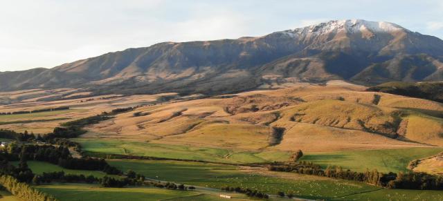 image of mountains at Mount Sommers