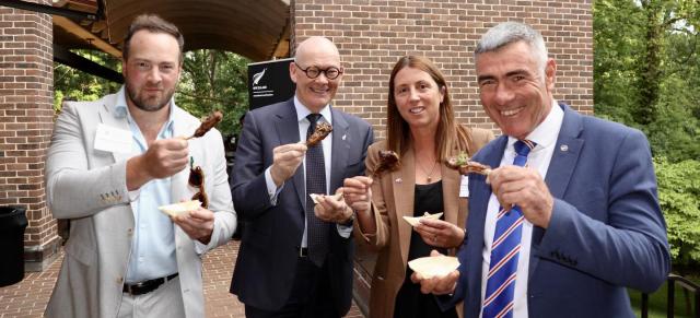 image of Kate Acland and Nathan Guy with US delegates in USA