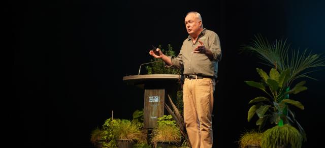 image of Simon Quilty presenting