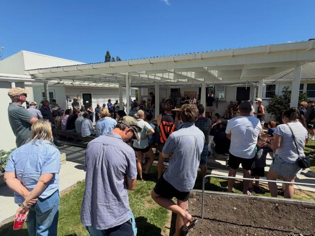 image of students at Otiwhiti open day