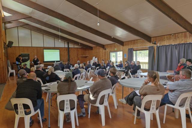 image of people at workshop in WNI